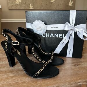 CHANEL CC chain suede sandals size 41